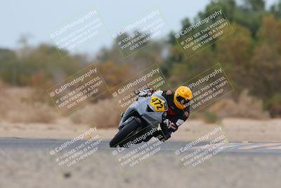 media/Jan-20-2024-CVMA (Sat) [[ddb8bc1f3d]]/Race 10 Amateur Supersport Middleweight/